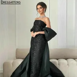 Vestidos de festa Vestido de miçanga de dubai de miçanga preta Dubai Straight destacável Linente de lantejoulas em árabe saudita vestido formal