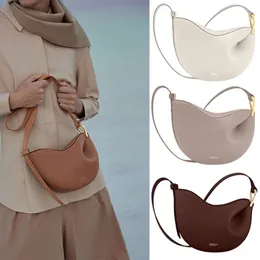 이브닝 가방 프랑스 포이브 완두콩 가방 여성 2024 새로운 틈새 디자인 겨드랑이 어깨 진짜 가죽 가방