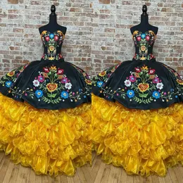 2022 Vintage Black Yellow Quinceanera Kleider mexikanische Blumen im mexikanischen Stil gestickt