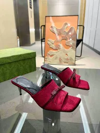 Designer Luxury Slipper Middle Heel Sandals Women Shoe Fashion Mules tofflor Sandal Velvet Slide On Lambskin Casual Shoes Flip Flops Bowtie Storlek 35-41