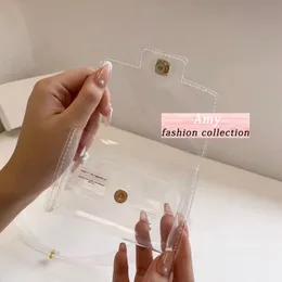 Moda Pequena bolsa de maquiagem de PVC C Caixa de cintura transparente de cinto transparente para feminino para mulheres Vogue Itens VIP Presentes VIP