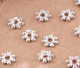 2000pcllot srebrna platowana stokrotka koraliki daisy daisy dystansowe Odstępy 4 mm biżuterię Komponenty biżuterii DIY Sell5698211