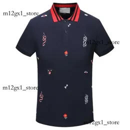 Plus 3xl Größe Multi Sticker Polo -Hemden Man Mode Design Rippenhülsen geteilt Saum Stretch Polos Top männlich 259