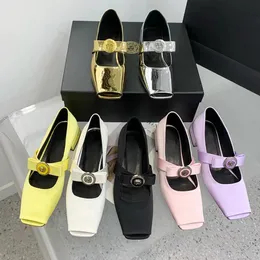 حرير ساتين منخفض الكعب زقزقة أصابع الصنادل الجديدة حذاء Balanace Bowtie Slip-On Ballet Flat Flat Women's Luxury Luxury Shoes 35-42 مع Box