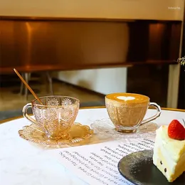 Tassen Untertassen Luxus Verfeinerung Nordisch Vintage Reliefblum Muster Kaffeewasser Café Tee Milchglas Tasse Set 2Color Set 2Color