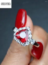 Кластерные кольца гранат красный личность рубиновый цвет циркон 925 Серебряное кольцо любовь сердце романтическое палец для женщин Свадебные украшения Bague