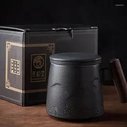 Tassen japanische kreative Tassen für Kaffee -Tee Tasse mit Infuser -Wasserkeramik und Deckelblase Teetassen Geschenk am 8. März