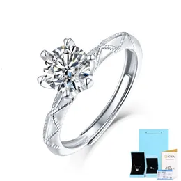 Sier mosonita anel, juramento de amor, anel de moda feminina com um conjunto de anel embutido