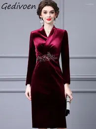 Casual Dresses Gedivoen Autumn Fashion Designer Wine Red Luxury Dress Women V Neck Long Sleeve Diamond Peading Package Skinkor Slim