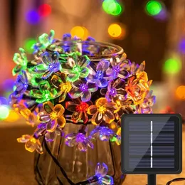 100502020 Luci a corde solari esterne a 8 fiori di ciliegio decorazione per feste giardini natalizi fata 240514