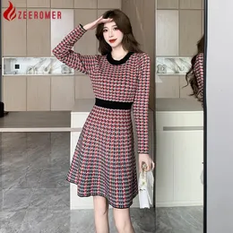 Lässige Kleider Zeeromer 2024 Herbst Vintage Red Plaid A-Line Stretch Stretch Stretch Midi Kleid Frauen elegantes Vogelgitter O Hals Patchwork Pullover