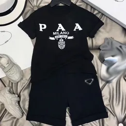 Designer infantil Vestie a roupa de luxo para crianças conjuntos de crianças crianças de manga curta + shorts de estampa de estampa de roupa Brand Boy