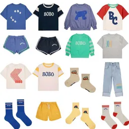 Zestawy odzieży BC 24SS Childrens T-shirt i spodenki Zestaw Ślicznych drukowanych odzieży sportowej i spodni dla chłopców i dziewcząt D240514