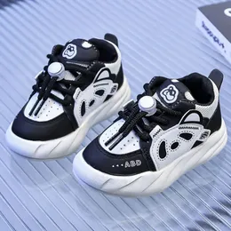 Sneaker im koreanischen Stil für Kinder süße Panda Girls Sneakers Anti-Rutschenkinder Sportschuhe Ergonomie Erster Schritt Schuhe 240511