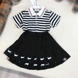 Beliebte Baby-Tracksuits Summer Girls Dress Kids Designer Kleidung Größe 100-160 cm gestreiftes Design Polo-Shirt und Kurzrock 24may