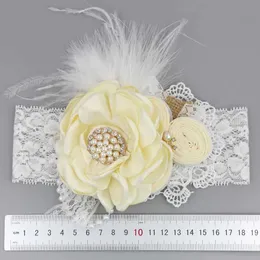 Haarzubehör Vintage Blumenstirnband Baby Girls Headwraps Neugeborene Fotografie Requisiten Geschenke Spitzen elastische Haarbänder Perlenfeder Accessoires