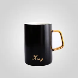 Muggar Sugan Life Luxury Coffee Mug Set Gold Plating Handle Black White Par Cup Matte Letter Mönster Hushåll Mjölkte