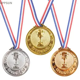 Parti Favorisi 1 Altın Gümüş Bronz Ödülü Madalyası Kazanan Ödül Futbol Yarışması Ödülleri Hediyelik Hediye Açık Hava Spor Çocuk Oyuncakları
