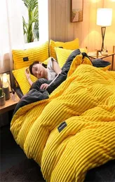 4pcs Sade Renk Kalın Flannel Sıcak Yatak Seti Velvet Nevresim Kapak Yatak Sayfası Yastık Çıkarları Ev Yatak Ketenleri C02237820577