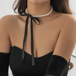 Chokers Salircon Koreańska romantyczna imitacja Pearl Naszyjnik Moda Czarny aksamitne Regulowany Dzień Naszyjnik Bankiet Wedding Biżuter