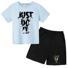 Kläder sätter tryck barn sommar söt kort ärm o-hals t-shirt topp+shorts set 3-12 år gamla pojkar och flickor kläder barn t-shirt kläder d240514