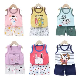 Kläderuppsättningar 2024 Nya sommarbarnskläder Kläder Set pojkar och flickor ärmlösa shorts barnhängen, Baby Vest Set Childrens Clothing D240514