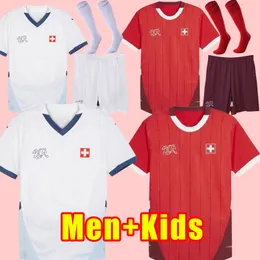 2024 Schweiz Fußball -Trikot -Nationalmannschaft 24 25 Schweizer Vargas Akanji Xhaha Elvedi Embolo Shaqiri Home Away Football Men Shirt 2025 Männer Kinder Kits