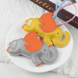 Candy Color PU Leder Elefant Model Schlüsselbundschlüsselketten Ringhalter Mode coole Designer -Schlüsselanhänger für Porte Clef Geschenk Männer Frauen Auto Bag Anhänger Accessoires Keine Kiste