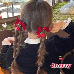 Haarzubehör 2pcs Red Velvet Bow Cherry Haare Clips Mädchen Süßes Bogenmantel Quasten Kinder Haarnadel Vintage Barrettes Kopfbekleidung Haarzubehör Accessoires