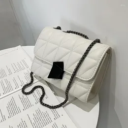 Bolsas de ombro Nicho Design Girl de ponta 2024 Moda Messenger Bag Chain Square UnderAx-Use Dual L: Largura: 19cm