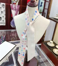 New arriver Designer Design Woman039s Scarf Fashion letter Handbag Scarves Neckties Hair bundles 100silk material Wraps8218368