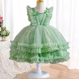 Sukienki dla dziewczyn 2024 Eid Childrens sukienki koronkowe latające rękawy Dziewczyny Nowy rok sukienka Księżniczka Seeciie Seecids Pierwsza świąteczne ubranie Y240514