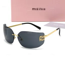 Óculos de sol Blackout Novo moda da moda masculina e feminina Shoot Tourism Anti Strong Light Sunglasses 8849