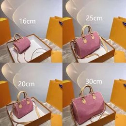 Kvällspåsar Luxury Shoulder Bag Pink Denim Bag Luxury Purse Totes Designer Kudde Handväskor Kvinnor Crossbody Messenger Bags Classic 4 Storlekar 16 20 25 30