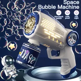 Barn Bubble Gun Toy Astronaut helautomatisk bubbelmaskin Bubblor Gun Outdoor Game Fantasy Toy for Boys Girls Gifts 240513