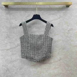 Frauen Tanks Camis Designer silbergrau weicher Tweed -Camisol mit kleiner Weste für Frauen tragen kleine Duftstil Innere innere Übereinstimmung mit trägerloser und trägerloser Oberseite