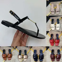 Designer tofflor hyllning gummi glider läder platt klackar claquette för kvinnliga kvinnor sommar utomhus rum skor mode sandaler sandles flip flops dh