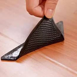 Tapetes 1/4pcs tapete carpete pilotas triângulo adesivo de borracha adesivo reutilizável não deslizamento Silicone Grips laváveis casas de banho em casa almofadas