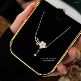 Pendants 925 Sterling Silver Japanese Shell Peach Blossom Glänsande Zircon Pendant Halsband för kvinnor Girl Sweet Temperament CollarBone Chain