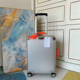デザイナー共同設計荷物スーツケース男性女性旅行スピナースーツケース大容量パスワードスーツケース搭乗荷物20インチ26インチ
