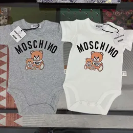 Totes Kleidungssets verkaufen neugeborenen Jumpsuit Dünn reines Baumwolldreieck Khat Bag Fart Mantel Boy Female Baby Sommertrend