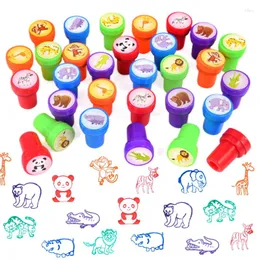 Party Favor 10st Blandade frimärken för barn Selfink Toy Cartoon Djur Stamper Seal Scrapbooking DIY Målning PO Dekoration