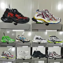 2024 Rastreadores de rastreadores tênis 7.0 Designer casual mcnm shoes plataform graffiti white bairchonstruction transmite homens homens treinadores