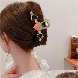 ヘアクリップバレット11cm Stberry Pearl Claw Fashion Metal Hairpins女性アクセサリー用ポニーテールクリップ