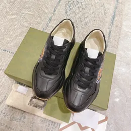 Мужская повседневная обувь черная платформа спортивная обувь