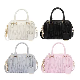 Top quality Women's genuine leather handbags Luxurys Shoulder bags soft lambskin Designer bag wallet lady Crossbody purses Hobo Tote luggage Clutch bowling Bags