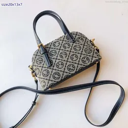 Black Classic Handbag European And American Designers New Presold Women's Bag Jacquard Multi-functional Wind Tote Wear Fee Hand Shoulder CrossbodyLB13 136V7