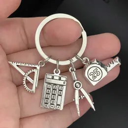 Tornari percorsi Nuovo studio Studio Forniture scolastiche Key Ring Righ Ruler Cele Key Chain Tape per gli insegnanti Gifts Gioielli fai -da -te fatti a mano Y240510