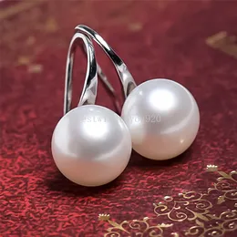 Eleganti orecchini di perle di perle rotondi Orecchini di simulazione di perle Orecchini classici per donne Regali eleganti