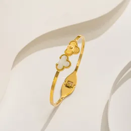 Boutique Lucky Clover Bangle Designer Luxus Titanium Stahlarmband 18K Gold plattiert Fashion Womengift Bangle Classic Designer Liebes Geschenkarmband Großhandel Großhandel